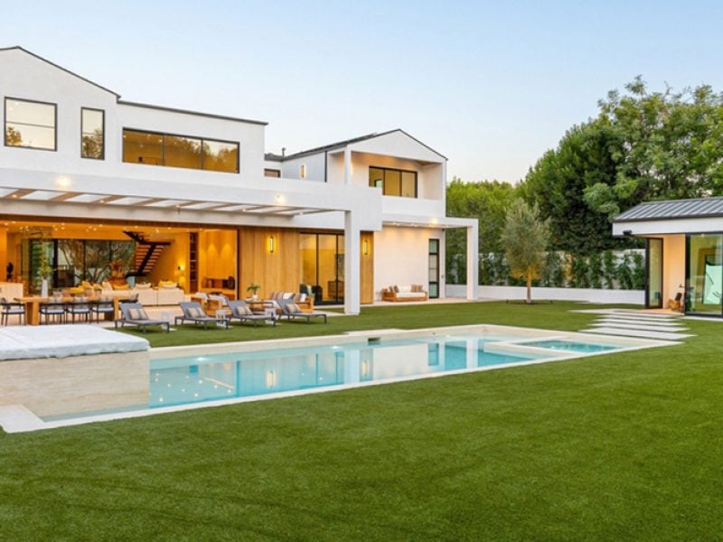 Pool House_Function and Features